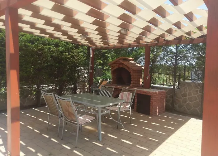 Lucija * Betina (Sibenik-Knin)